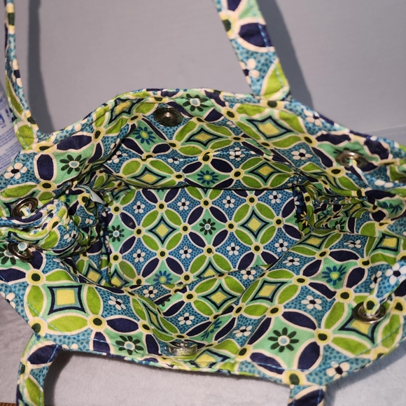 Vera Bradley small purse. - Picture 6 of 10